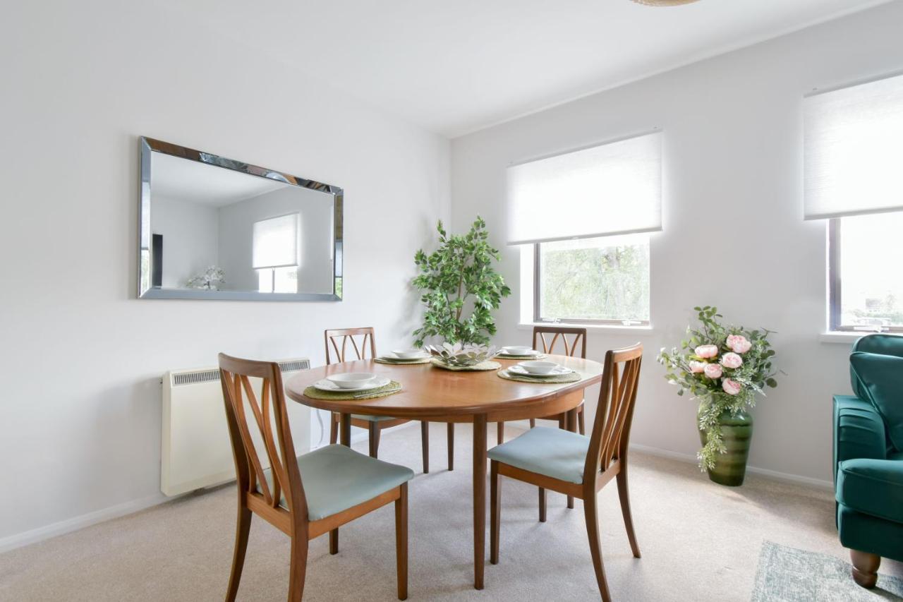 Luxury Spacious 2 Bed Apartment Shilton  Exterior photo